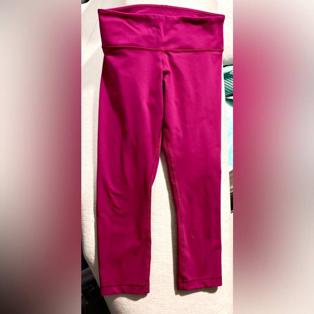Lululemon Wunder Train High-Waist in Ripened Raspberry Capri Length Leggings